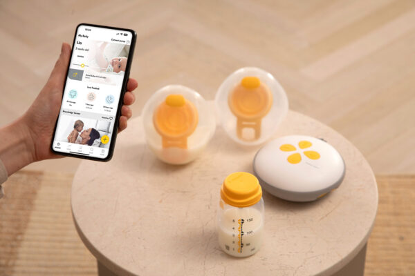 🍼 Medela Swing Maxi™ Hands-Free Double Electric Breast Pump – Efficient & Comfortable Pumping